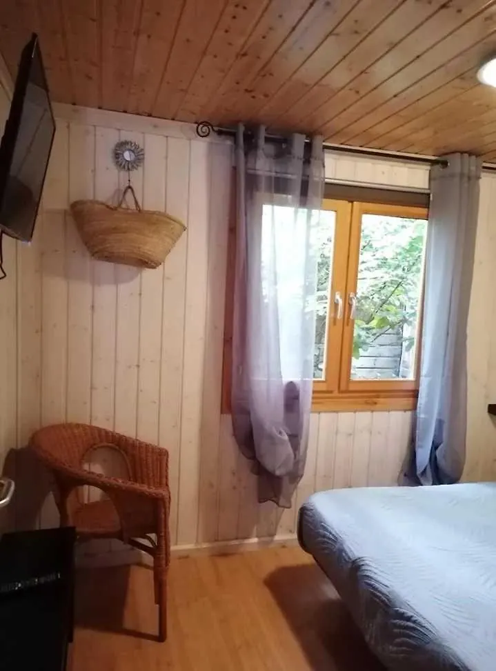 Chalet 4 Etoiles - Piscine - Eehfac Noves