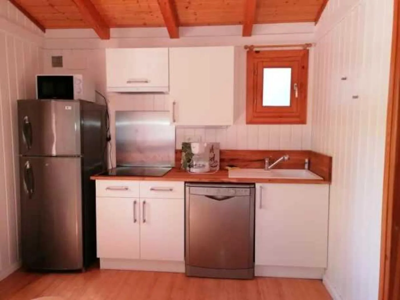 Chalet 4 Etoiles - Piscine - Eehfac Noves Francia